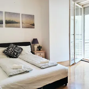  Apartment Gold Rose With 3